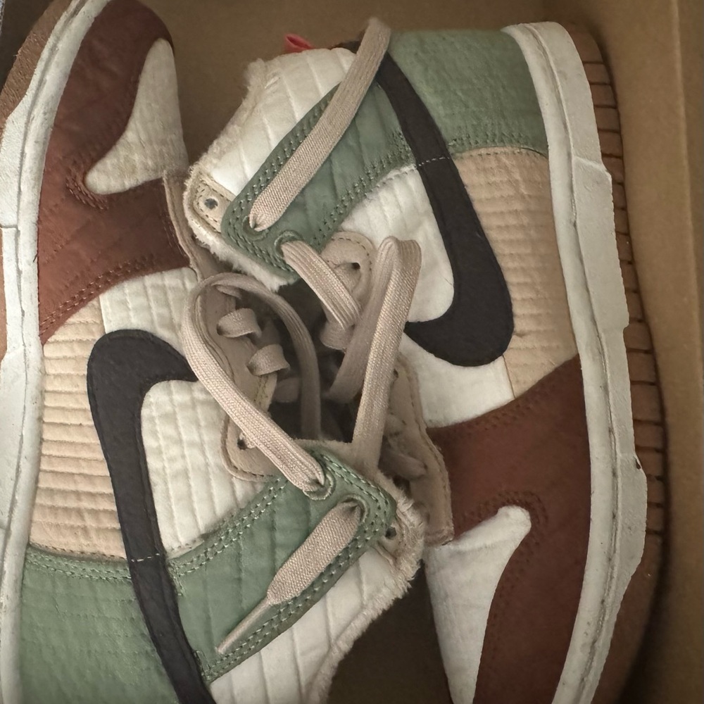 🛍️ Nike Dunks - Picture 2 of 5